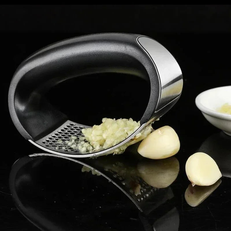 Stainless Steel Manual Garlic Press – Multifunctional Kitchen Tool