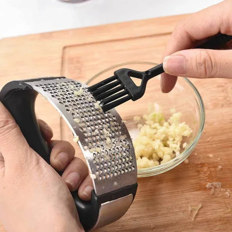 Stainless Steel Manual Garlic Press – Multifunctional Kitchen Tool